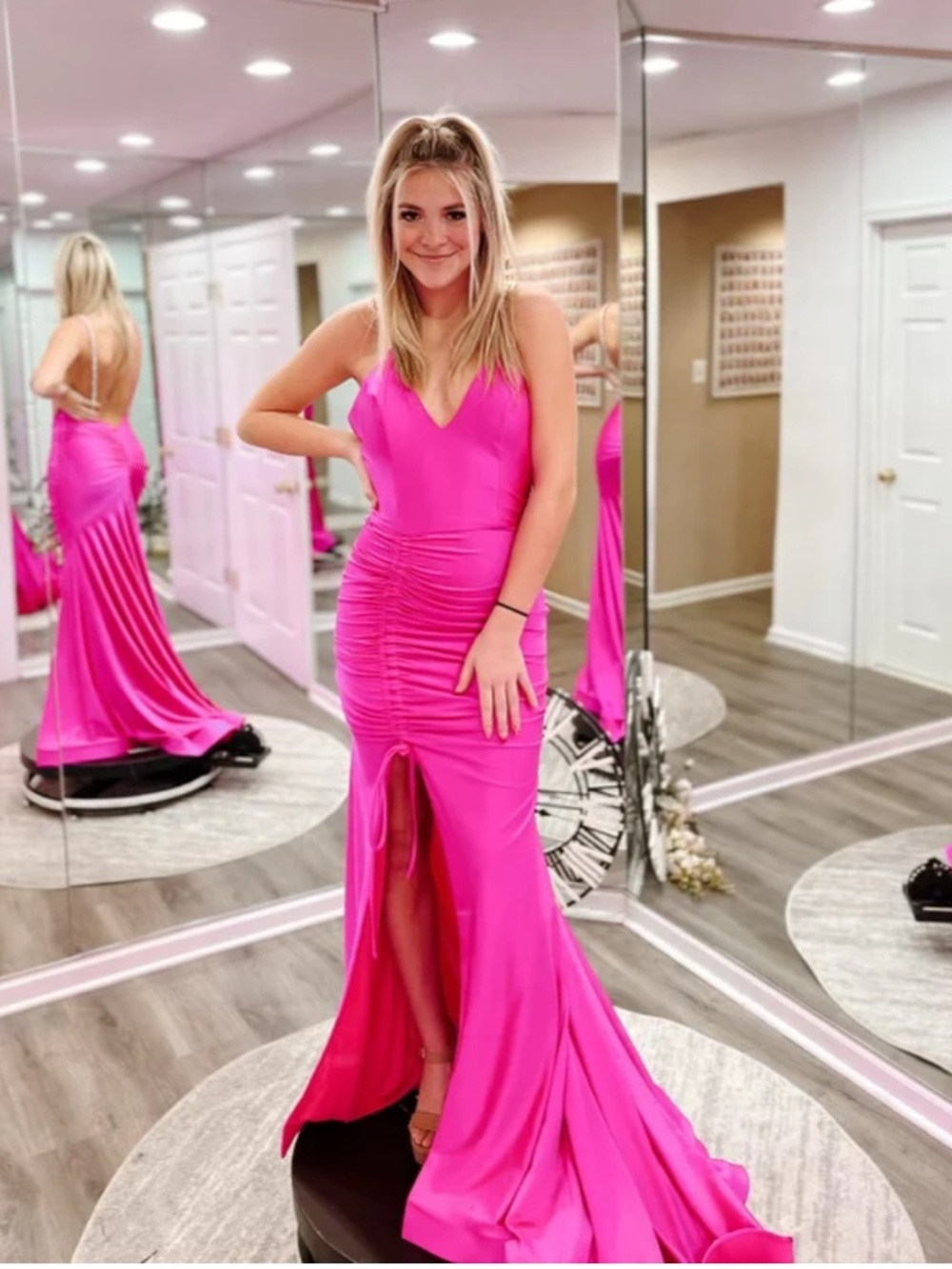 Jessica Angel 918 neon pink size small NWT brand new never worn / altered before
